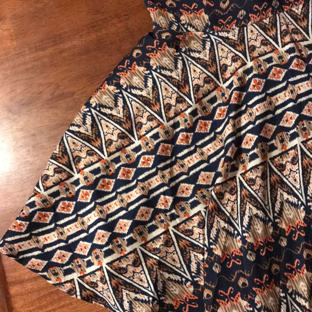Patterned Dress - Picture 2 of 4